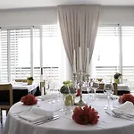 Kiss Beachfront & Restaurant 3* Cervia