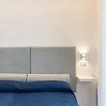 Kiss Beachfront & Restaurant Hotel 3*