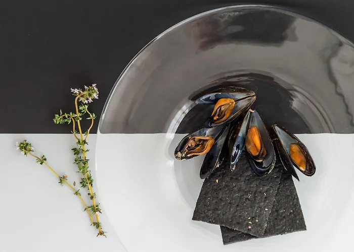 Hotel Kiss Beachfront Hotel&restaurant