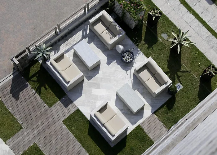 Hotel Kiss Beachfront Hotel&restaurant 3*