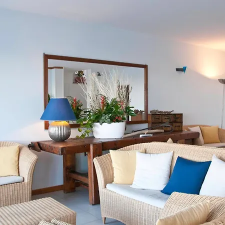 Kiss Beachfront & Restaurant Hotel Cervia