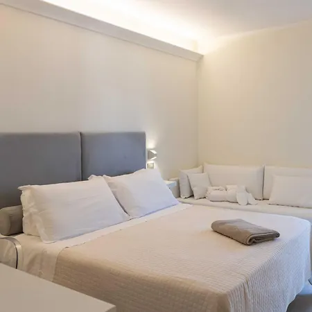 Kiss Beachfront & Restaurant 3*