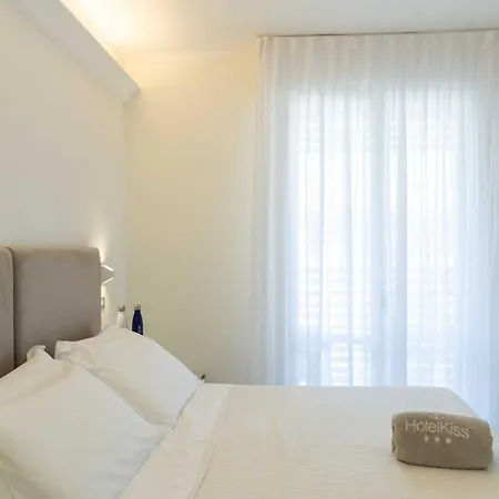 Kiss Beachfront & Restaurant 3* Cervia