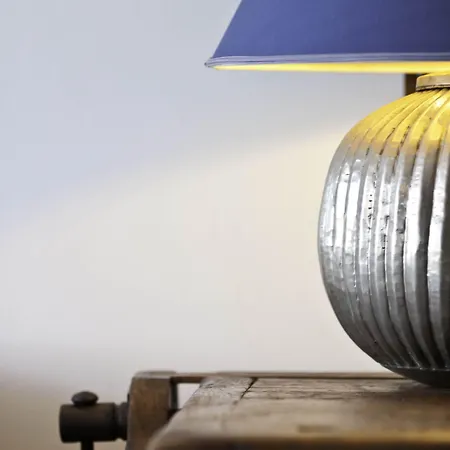 Kiss Beachfront & Restaurant 호텔 3*