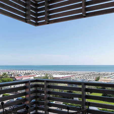 Kiss Beachfront & Restaurant Hotell Cervia