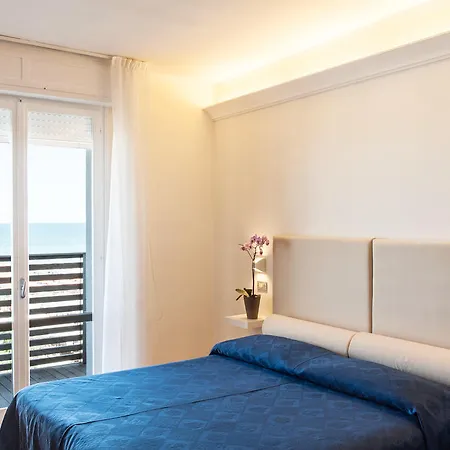 Kiss Beachfront & Restaurant Cervia