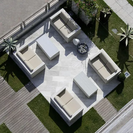 호텔 Kiss Beachfront & Restaurant 3*