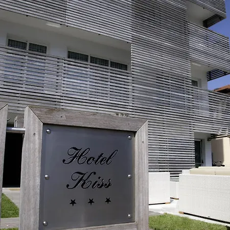 Kiss Beachfront & Restaurant Cervia