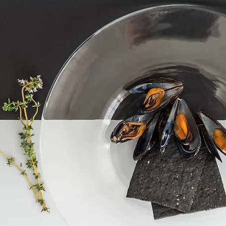 Kiss Beachfront & Restaurant 호텔