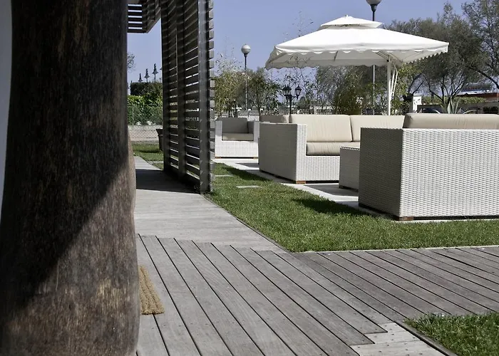 Hotel Kiss Beachfront & Restaurant Cervia